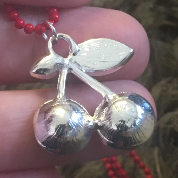 Colorful stone cherry pendant on beaded chain - Picture 7 of 9